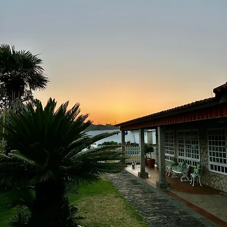 Mar De Arosa فيلة او غروف